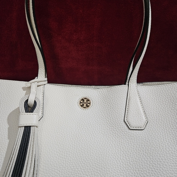 Tory Burch Perry Two-Tone Black and White Large Leather Tote with Tassel - Picture 3 of 16